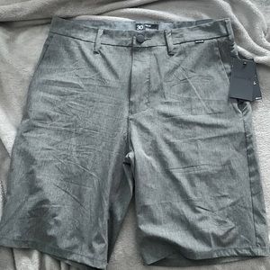 Mens Hurley shorts. Size 30, modern fit 20inch sits at the knee.